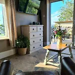 Ingleside By Together Travel - Charming Countryside Retreat